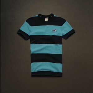 Hollister Co. Pebbly Beach Turquoise Navy Stripe Tee